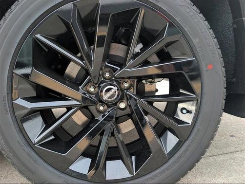 2026 Nissan Rogue SL