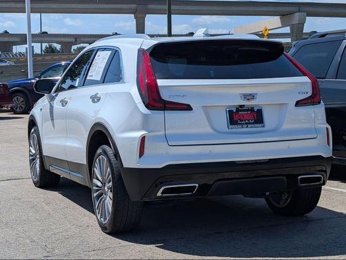 Crystal White Tricoat 2024 Cadillac XT4 Premium Luxury