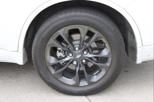 White Knuckle 2024 Dodge Durango GT Premium w/Nav/Blacktoppkg