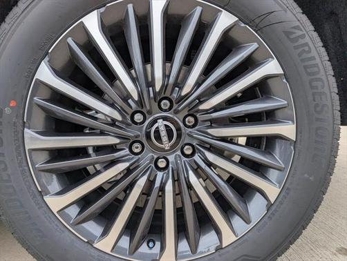 2025 Nissan Armada Platinum Reserve 2WD