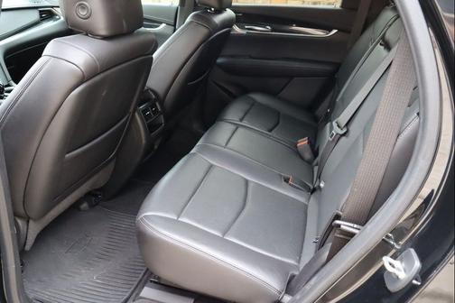 Stellar Black Metallic 2020 Cadillac XT5 Premium Luxury