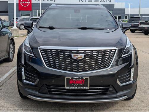 Stellar Black Metallic 2020 Cadillac XT5 Premium Luxury