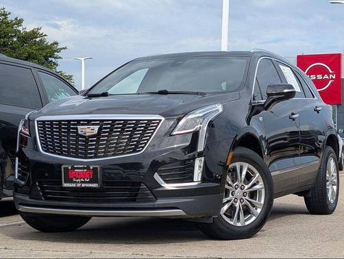 Stellar Black Metallic 2020 Cadillac XT5 Premium Luxury