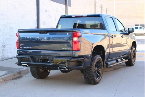 2021 Chevrolet Silverado 1500 Custom Trail Boss