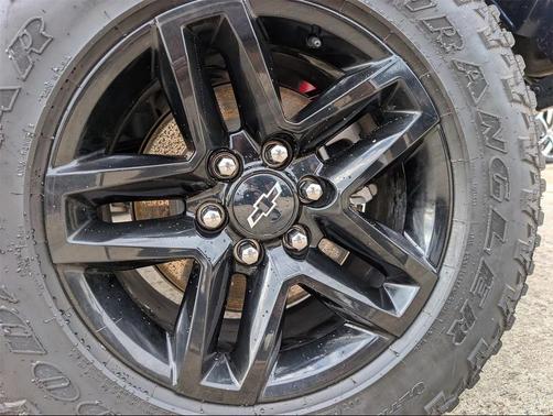 2021 Chevrolet Silverado 1500 Custom Trail Boss