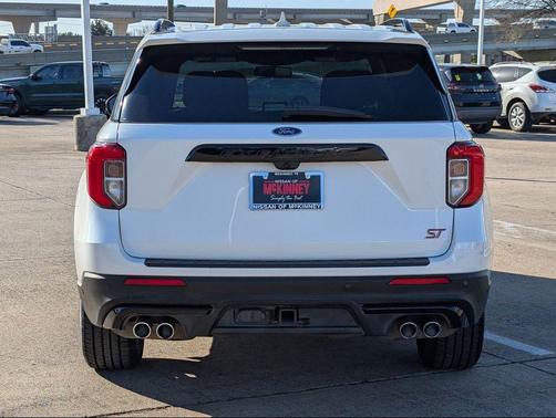 Star White Metallic Tri-Coat 2020 Ford Explorer ST
