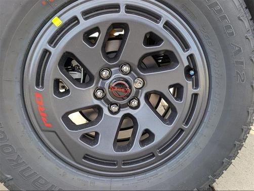 2026 Nissan Frontier PRO-4X