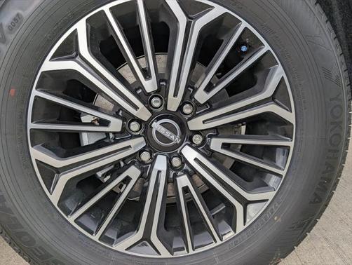 2025 Nissan Armada SL 2WD