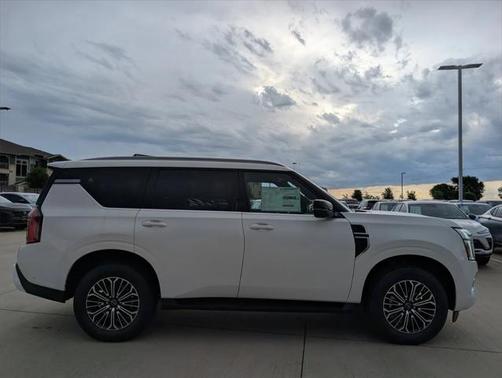 2025 Nissan Armada SL 2WD