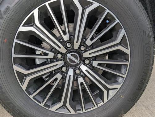 2025 Nissan Armada SL 2WD