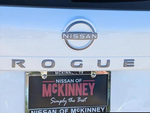 2025 Nissan Rogue SV
