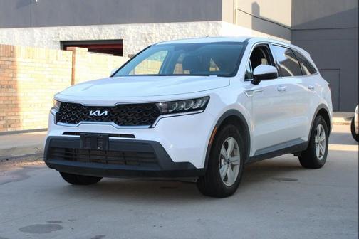 2023 Kia Sorento LX