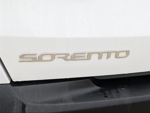 2023 Kia Sorento LX