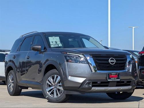 2025 Nissan Pathfinder SL 4WD
