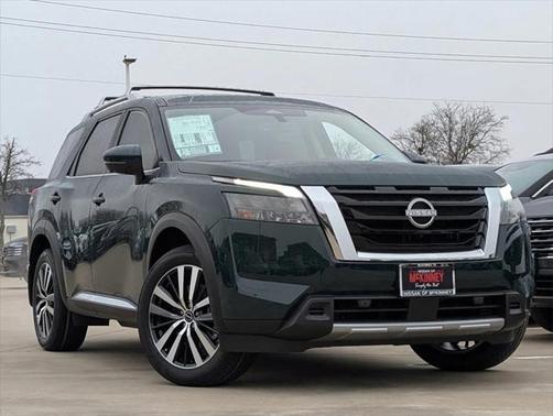 2025 Nissan Pathfinder Platinum FWD