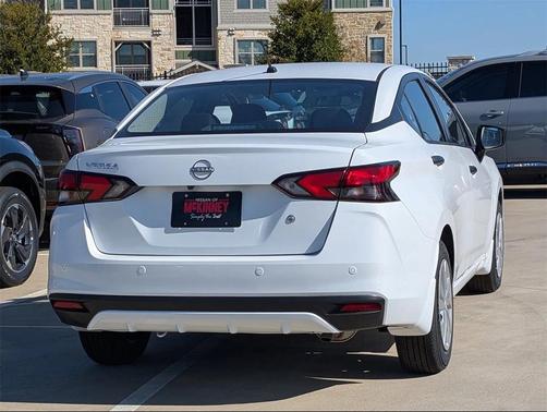 2025 Nissan Versa 1.6 S