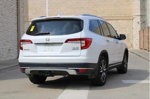 2022 Honda Pilot AWD Elite