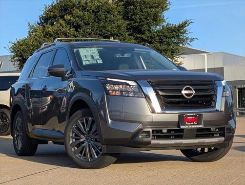 2025 Nissan Pathfinder SL FWD