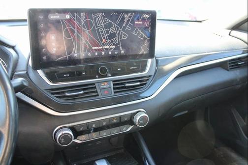 2023 Nissan Altima SR FWD