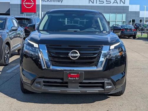 2024 Nissan Pathfinder S 4WD