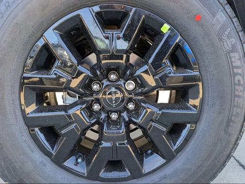 Super Black 2026 Nissan Frontier SV