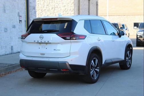 2024 Nissan Rogue SL