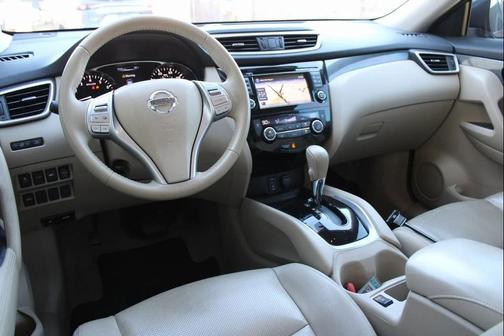 2015 Nissan Rogue SL