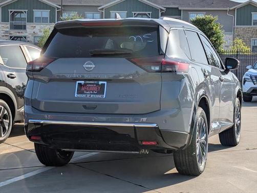 2025 Nissan Rogue Platinum