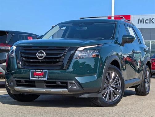 2023 Nissan Pathfinder SL 4WD