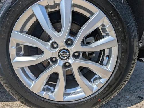 2021 Nissan Rogue Sport S