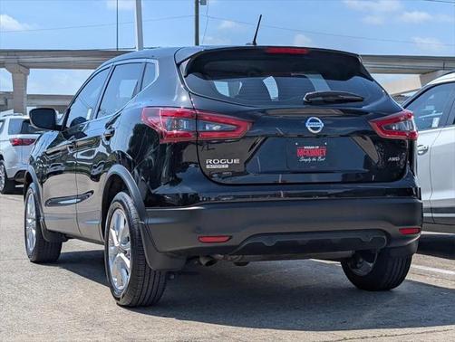 2021 Nissan Rogue Sport S