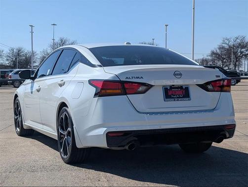 2023 Nissan Altima SR FWD