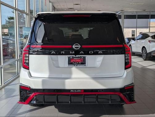 Everest White Pearl Tricoat 2026 Nissan Armada NISMO