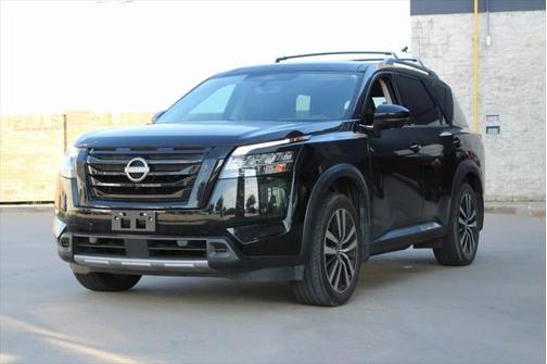 2024 Nissan Pathfinder Platinum FWD