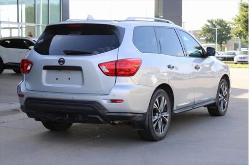 2019 Nissan Pathfinder Platinum