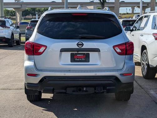 2019 Nissan Pathfinder Platinum