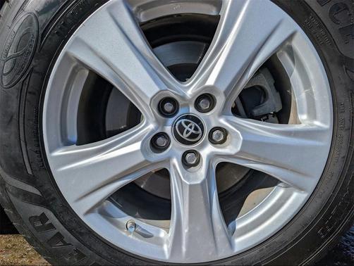 2021 Toyota Highlander L