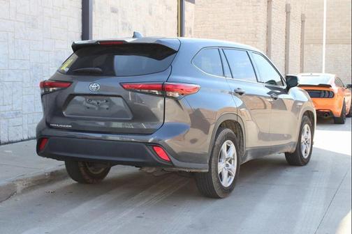 2021 Toyota Highlander L