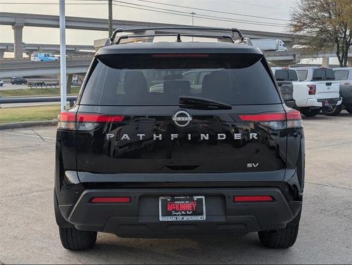 2024 Nissan Pathfinder SV FWD
