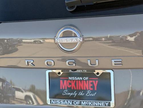 2025 Nissan Rogue SV