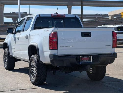 Summit White 2022 Chevrolet Colorado ZR2