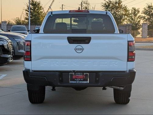 Glacier White 2027 Nissan Frontier S
