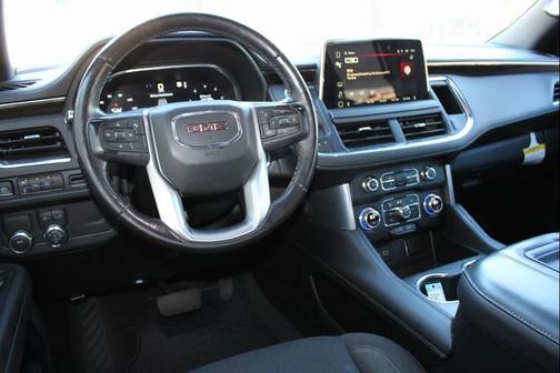 2023 GMC Yukon SLE