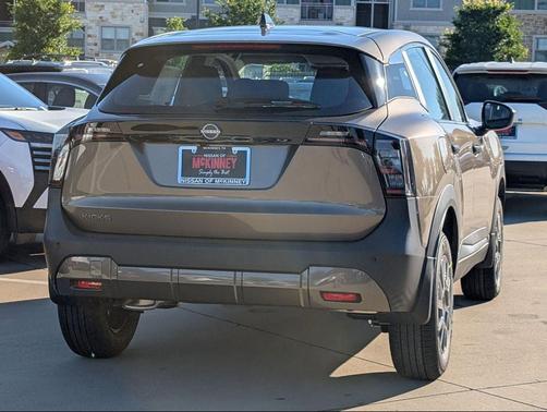 Canyon Bronze Metallic 2026 Nissan Kicks S