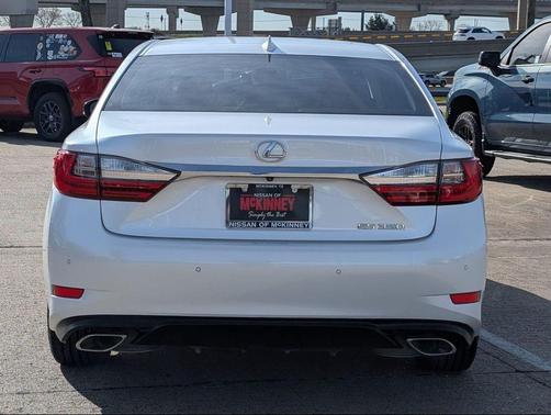 Eminent White Pearl 2017 Lexus ES 350 Base