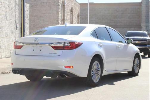2017 Lexus ES 350 Base