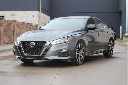 2020 Nissan Altima SR Intelligent AWD