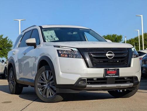 2025 Nissan Pathfinder SL FWD