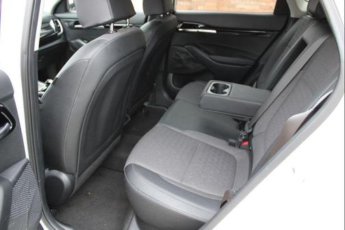 Snow White Pearl 2025 Kia Seltos S