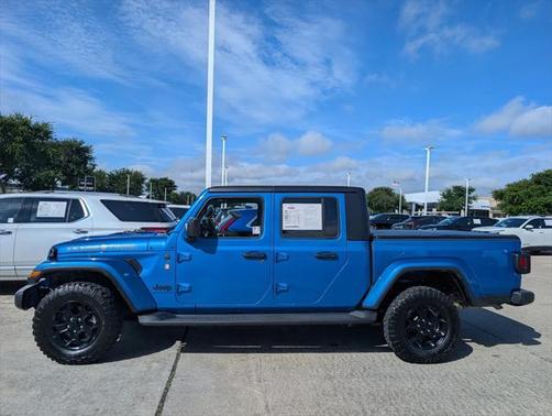 2023 Jeep Gladiator Sport